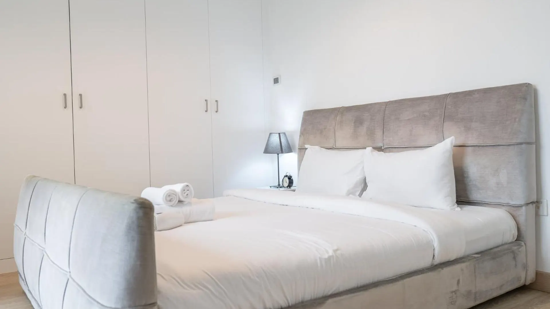 Stylish 4-Bedroom Apartment With Balcony Views In Jbr Dubai 0*,  United Arab Emirates