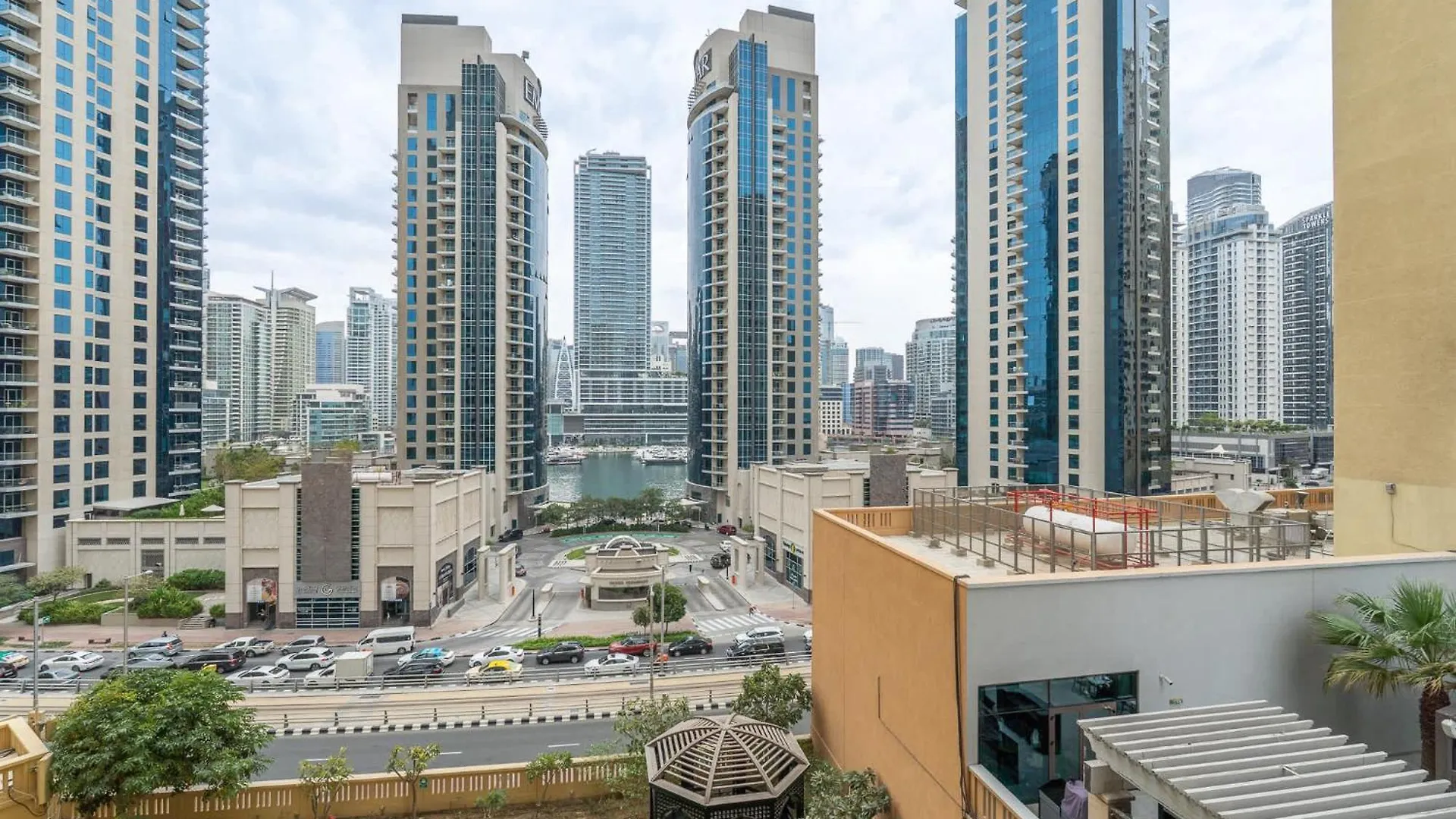 Stylish 4-Bedroom Apartment With Balcony Views In Jbr Dubai United Arab Emirates