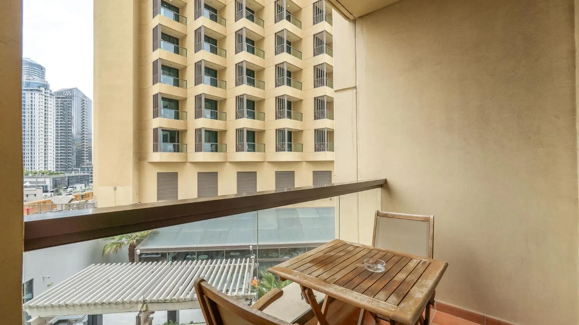 Stylish 4-Bedroom Apartment With Balcony Views In Jbr Dubai United Arab Emirates